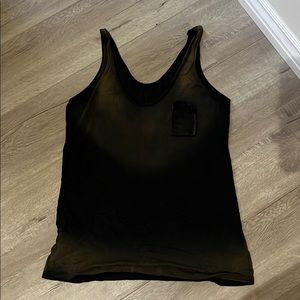 Black faded tank top with pocket